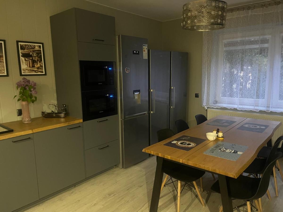 Happy 4 Aparthotel Krosno